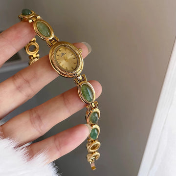 Elegant Green Jade Bracelet Watch for Women — Luxury Quartz Wristwatch with Stylish Jewelry Design